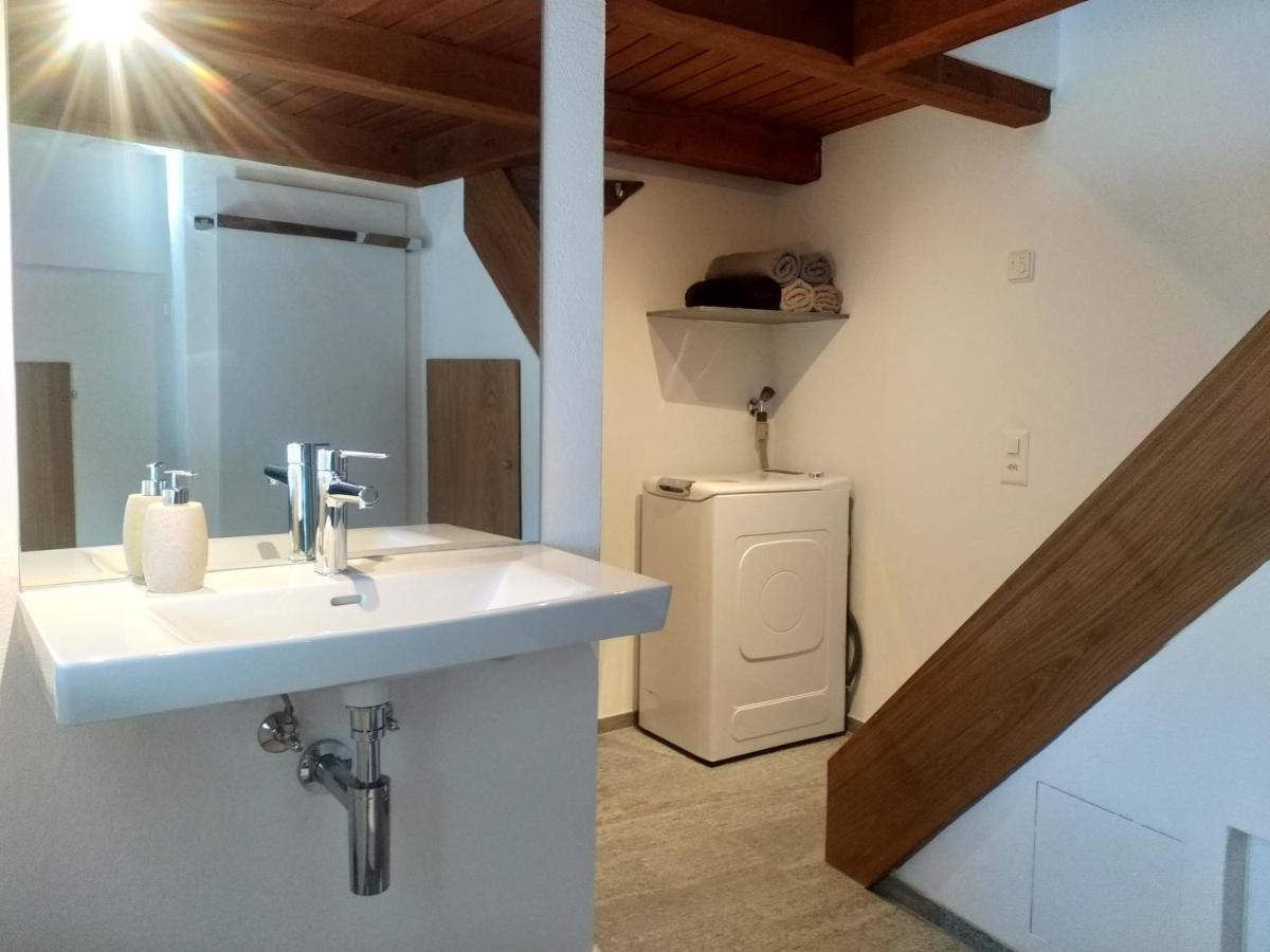 Rustico "Casa Di Sasso" Villa Intragna Buitenkant foto